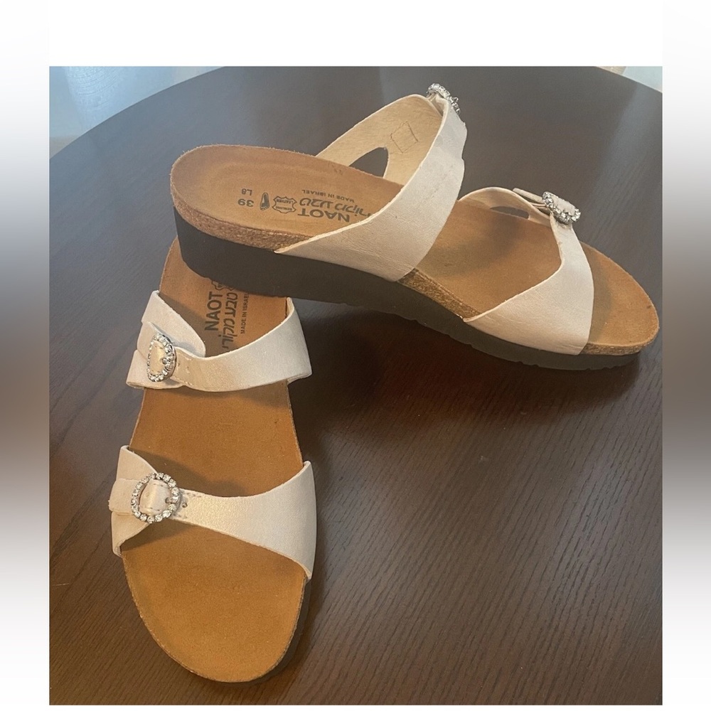 NAOT Kate PINK ELEGANT SANDALS 
2 Strap Adjustable Sandal Women's EU  35 NWOT